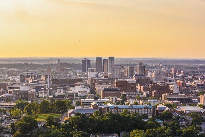 University Scavenger Hunt: University of Alabama Adventure