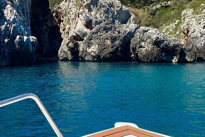 Boat tour to the caves of Santa Maria di Leuca