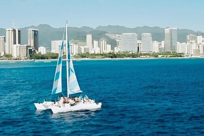 Affordable Afternoon Sail in Waikiki