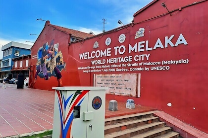 Malacca Night Tour with River Cruise & Trishaw Ride from KL (SIC)