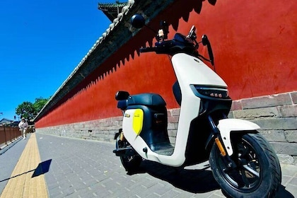 Beijing electric bicycle riding landmarks and local life
