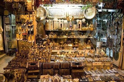 City Exploration with Handicrafts Shopping & Transfers - Hurghada