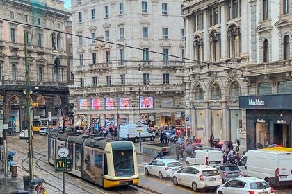 Milan Walking Tour Historical and Cultural Treasures