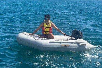Unlicensed Pneumatic Boats Rental in La Graciosa