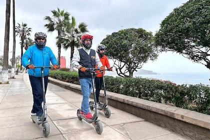 3 Hour Private Electric Scooter Tour of Lima