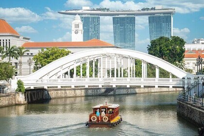 Singapore River Cruise Scenic Journey Modern History