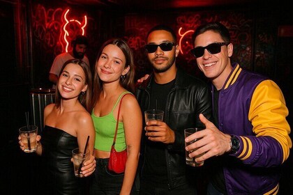 Pub Crawl Valencia by Mad Party Crew