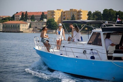 Private Traditional Boat Tour from Zadar: Islands Iž & Ugljan
