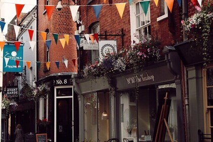 Malvern Hills, Vale, Black and White Herefordshire Online Guide