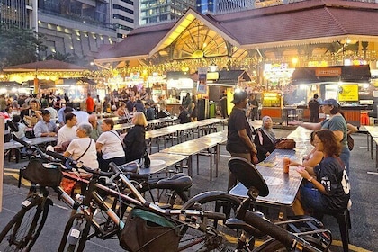 Sunset Bike Tour with Hawker Food Experience