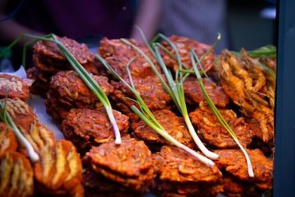 Colombo TukTuk Adventure Explore Street food & Culture