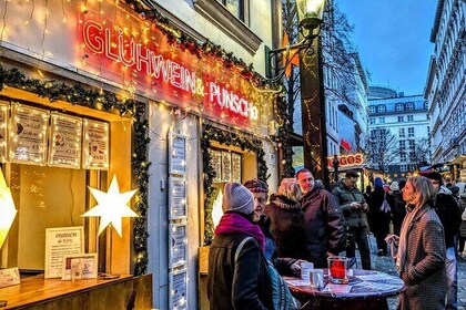 Private Vienna Christmas Market Food Tour