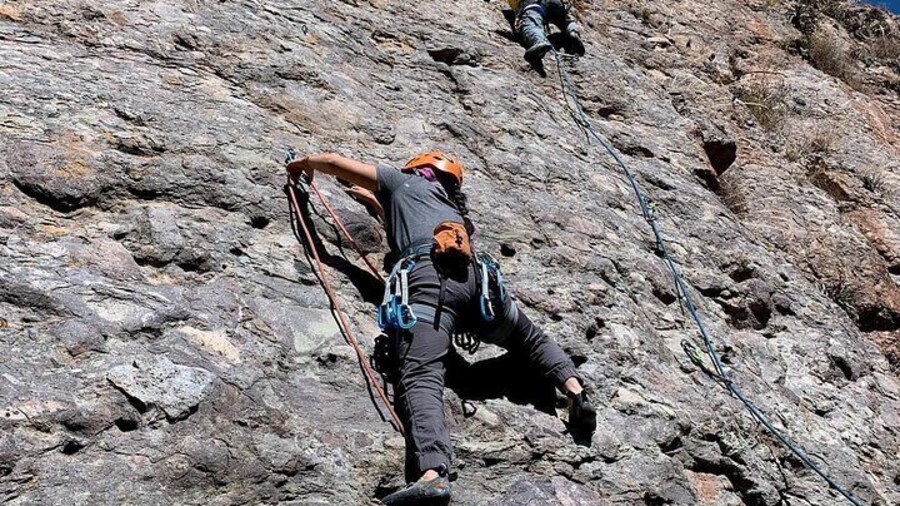 Sacred Valley Rock Climbing Tour in Half Day