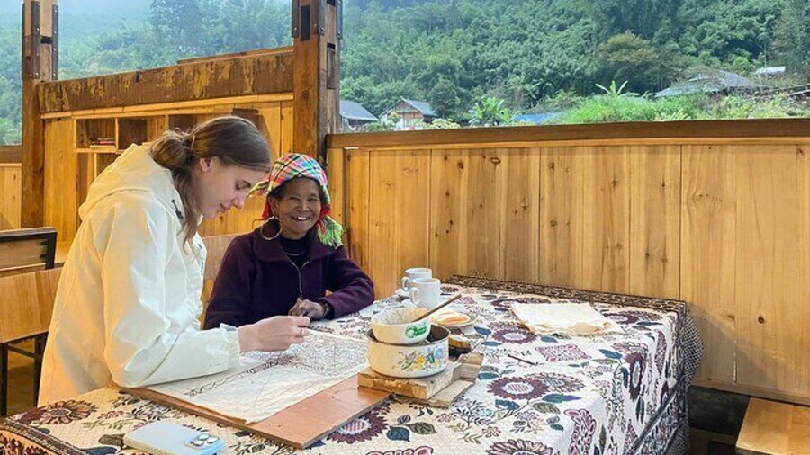 Batik Painting Workshop in Ta Van