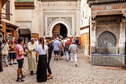 Fes: Museum, Al Attarine Madrasa & Tannery and Medina Tour