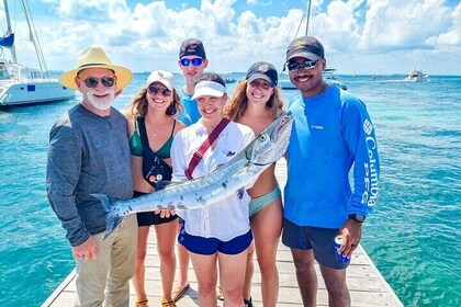 Isla Mujeres and Cancun Snorkelling and Fishing Combo