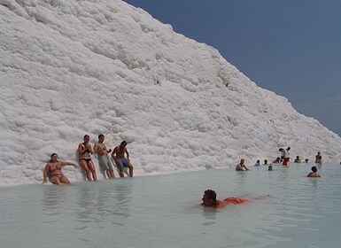 Fra Kusadasi: Daglig tur Pamukkale - Hierapolis