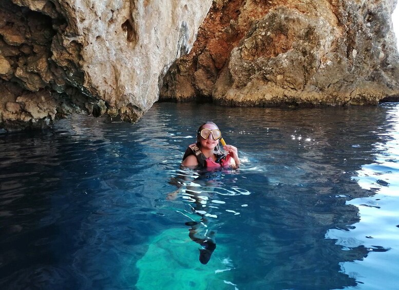 Picture 25 for Activity Lefkada: Blue Cave Kayak Tour with a Taste of Greece