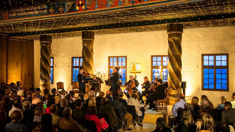 Salzburg: Best of Mozart Fortress Concert and Dinner