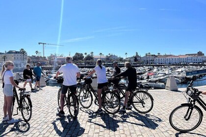 Guided Bike Tour in Faro 3h