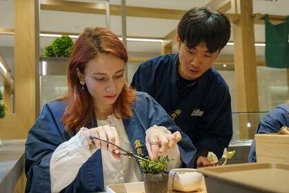 Tokyo: Bonsai Making Experience with Bonsai Master