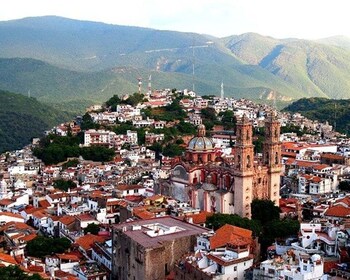 * Excursion privée d'une journée complète à Taxco Déjeuner et petit-déjeune...