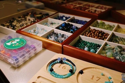 Birth-Themed Crystal Bracelet Workshop in Shanghai