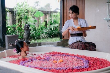 Private Day Spa Experience in Ubud Monkey Forest