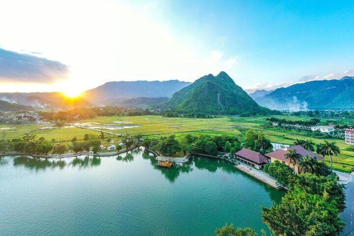 Captivating Mai Chau Cycling and Culture Day Trip