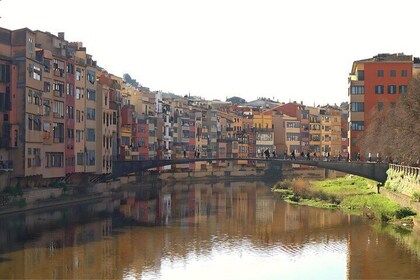 Full Day Girona Advanture - Medival town and Museums