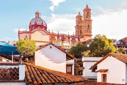 Journey to Taxco and Star Grottoes from CDMX