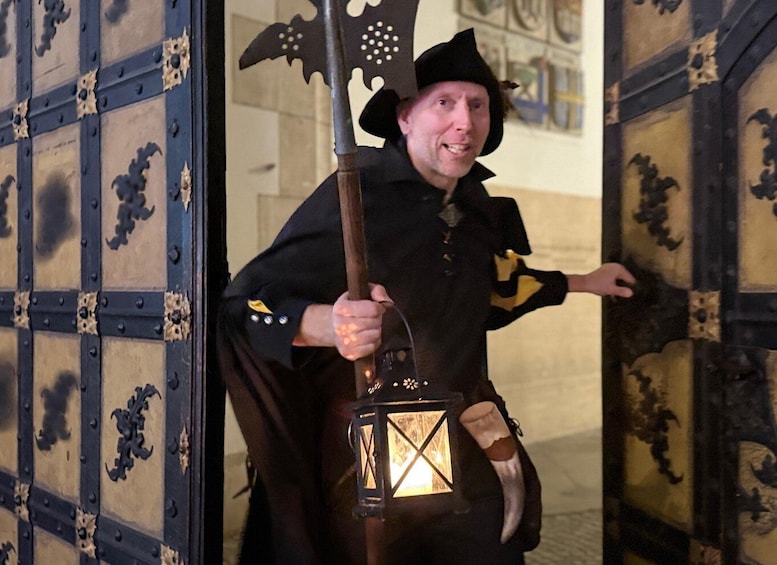 Picture 7 for Activity Munich: Night Watchman Walking Tour