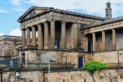 Surgeons' Hall Museums Private Guided Tour with Tickets