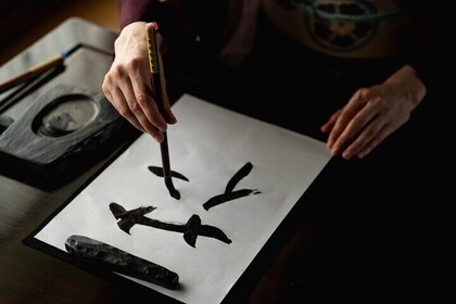 Calligraphy Workshop (Sushi Lunch & Hotel Transfer included)
