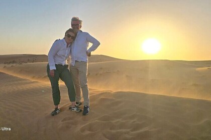 Private Wadi Hawir and Wahiba Sand Desert with Sunset Tour