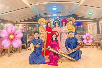 Hue Cyclo Night Adventure with Street Food and Folk Music Boat