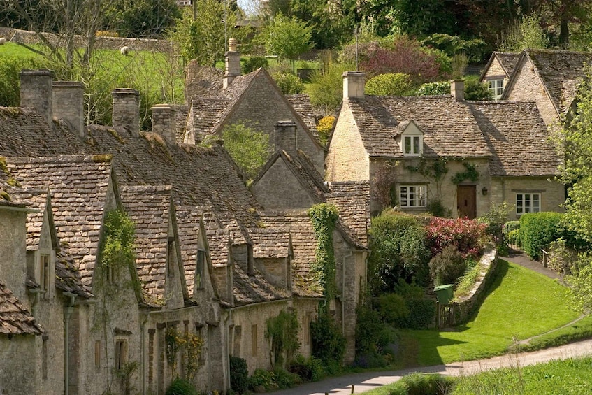 Picture 2 for Activity From London: Full-Day Cotswolds Small-Group Tour