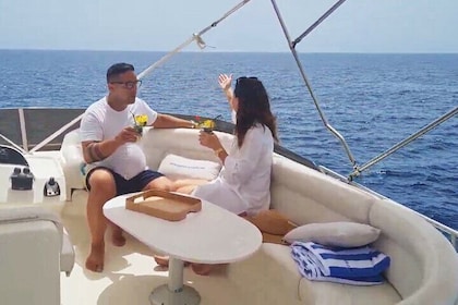 Private Boat Tour for Couples All-Inclusive with Overnight Stay