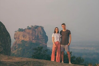 Pidurangala Sunrise, Polonnaruwa & Safari Tour-Day Adventure