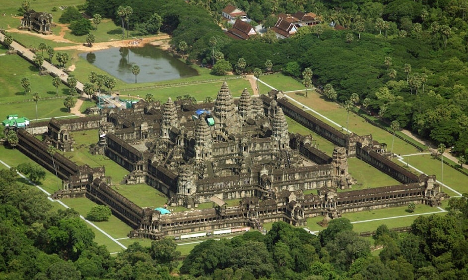 Picture 9 for Activity Siem Reap: Private Tour of Angkor Temple Complex