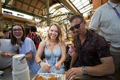 Seoul Royal Palace,Bukchon Hanok Village & Gwangjang Market Feast