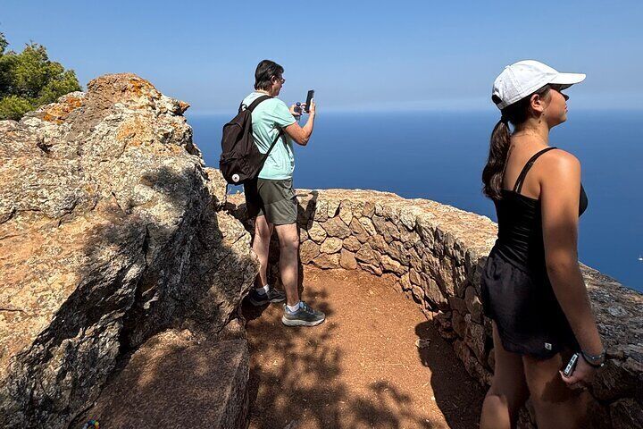 Valldemossa Tour and its Most Beautiful Viewpoints Easy Hike