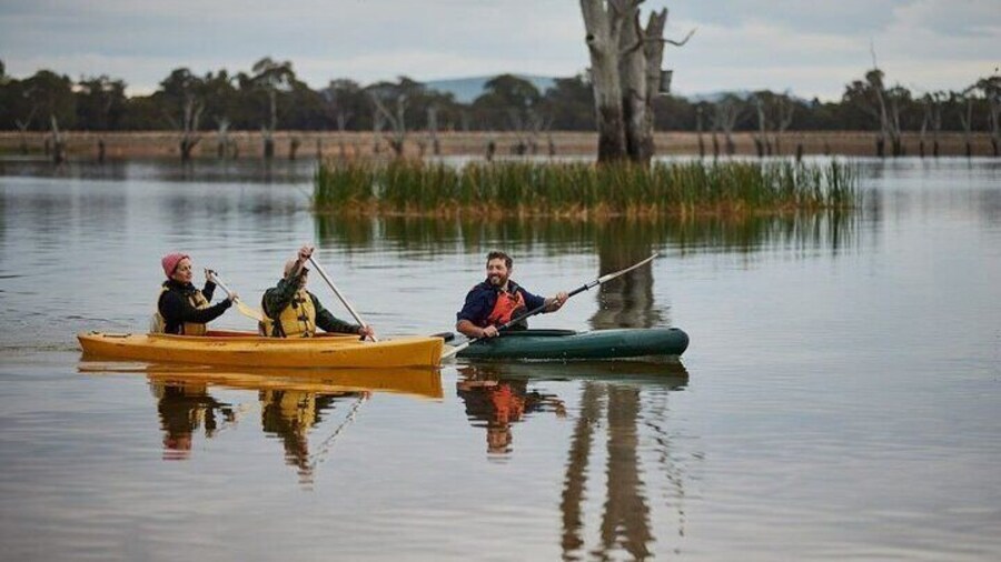 Lake Fyans paddling