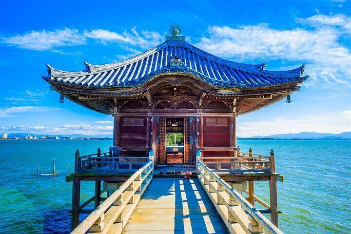 Lake Biwa Tour: Shirahige Shrine, Ukimido ,La Collina Omihachiman