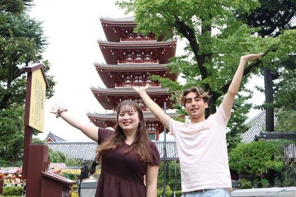 Tokyo: Asakusa Private Cultural Walking Tour with Sensoji Temple