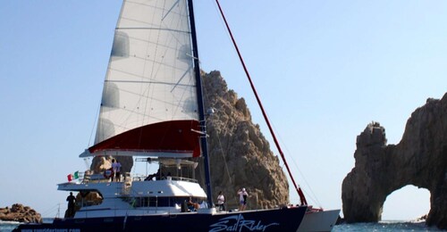 Los Cabos: Snorkeling Discovery Cruise with Lunch or Dinner