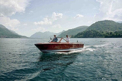 Private Lake Como Wooden Speedboat Tour with Aperitif