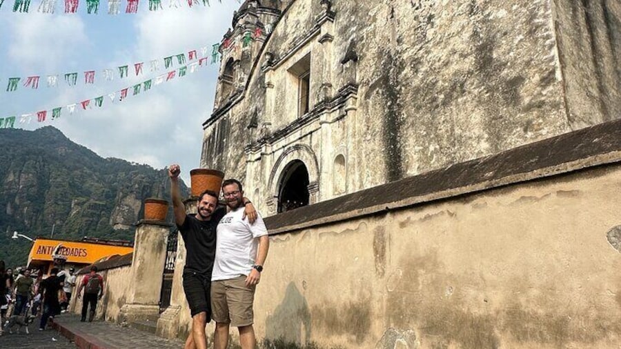 Early Hike to El Tepozteco from Mexico City