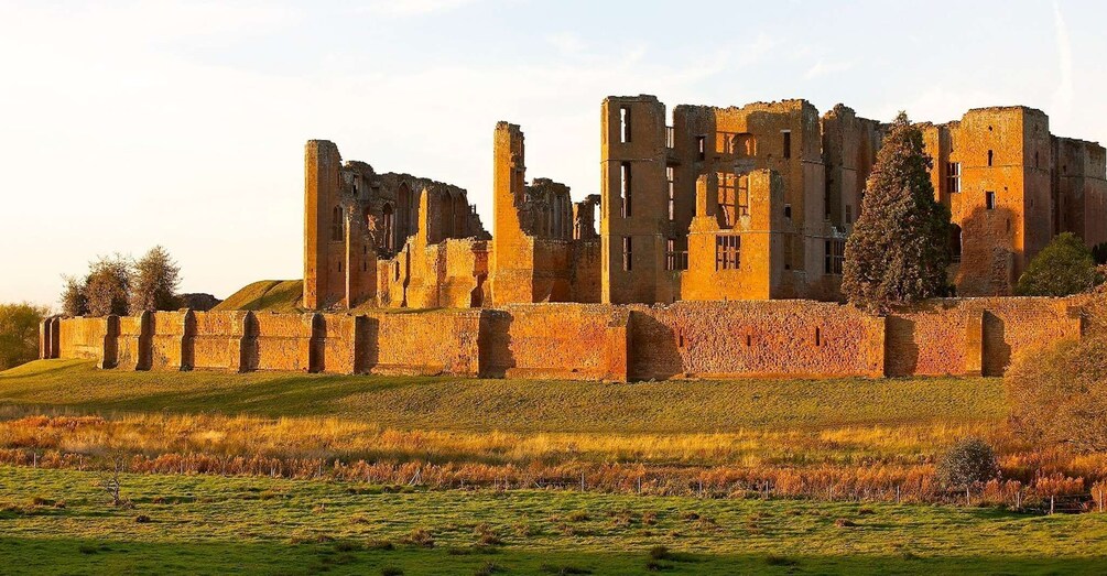 Picture 2 for Activity Kenilworth Castle and Elizabethan Garden Entry Ticket