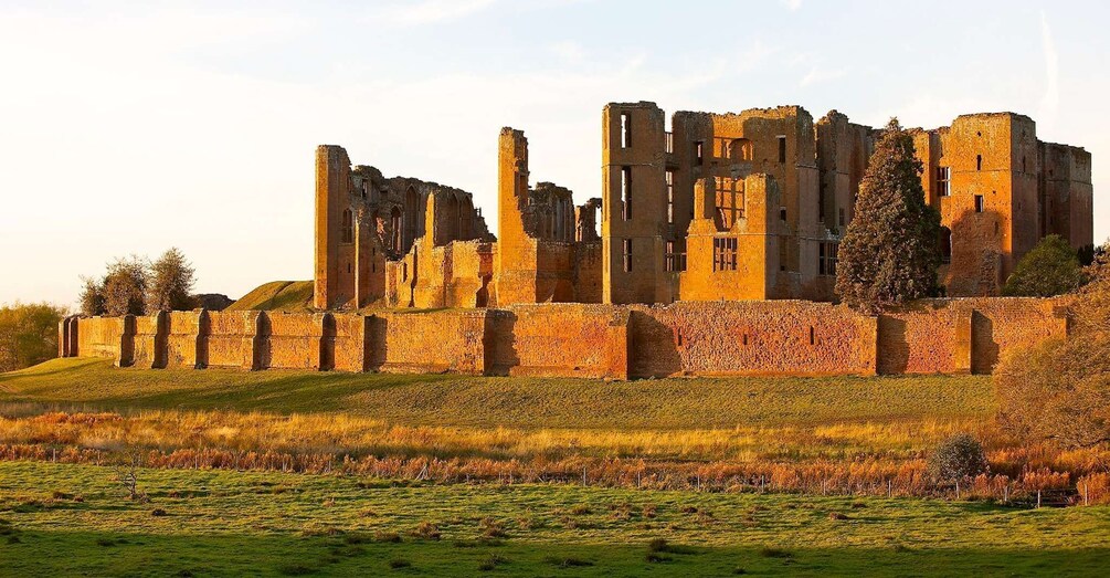 Picture 2 for Activity Kenilworth Castle and Elizabethan Garden Entry Ticket